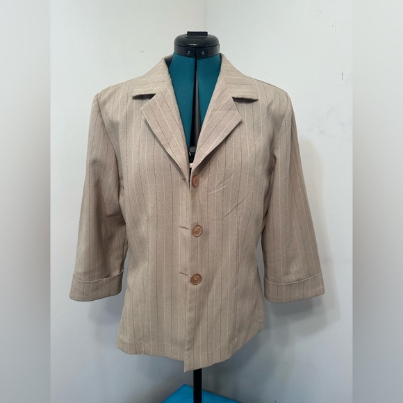 BGB Women’s Beige Striped Unlined Blazer Jacket Size 12. - Picture 2 of 10
